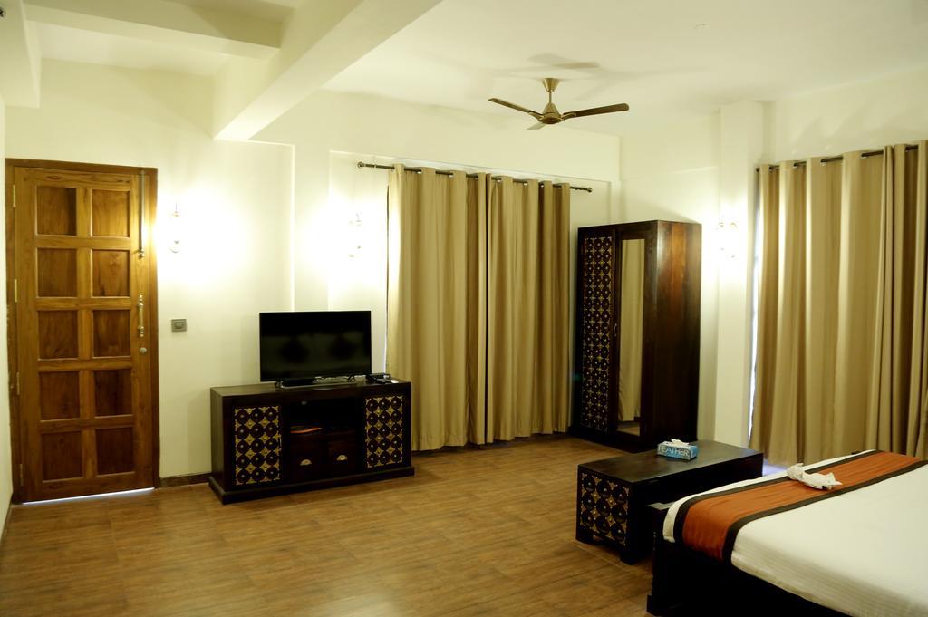 Ayurvedic Village Panvel Exteriör bild